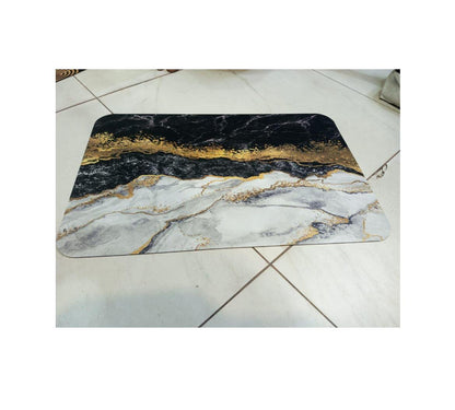 Marble-Design Mat  – Elegant Black, White & Gold Accent